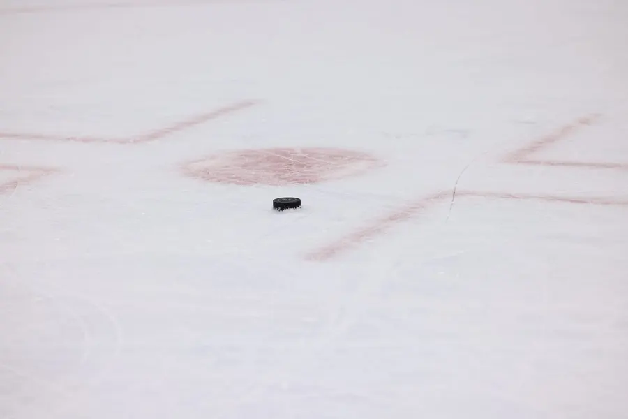 Flyers defenseman Rasmus Ristolainen out at least two weeks with hand injury