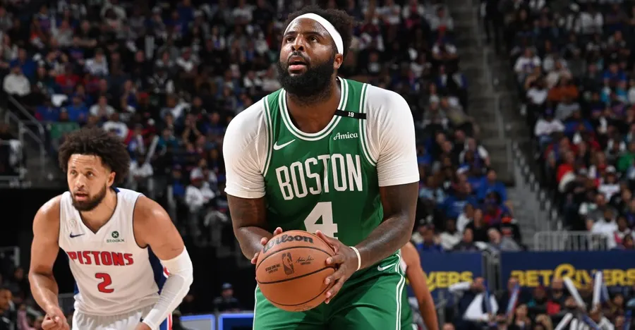 Celtics center Mitchell Robinson criticizes his own poor Boston debut