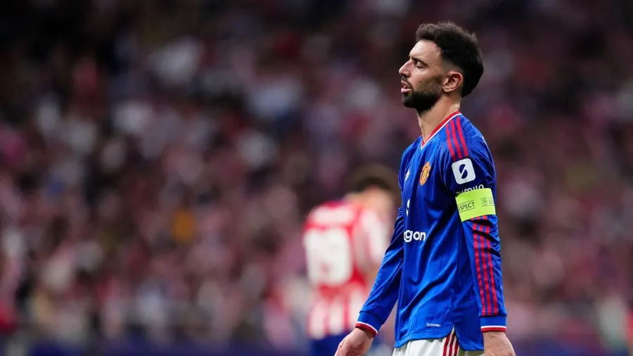Manchester United captain Bruno Fernandes's home burgled during Champions League trip