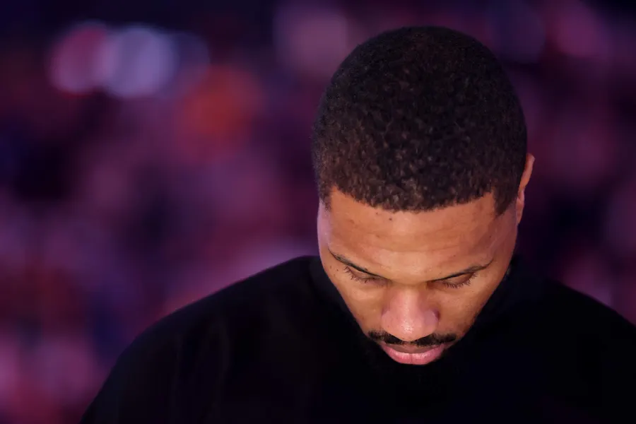 Damian Lillard returns to Trail Blazers, scores 25 in win over Suns