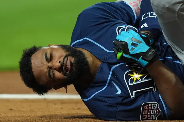 Rays third baseman Junior Caminero exits World Series Game 4 with apparent injury