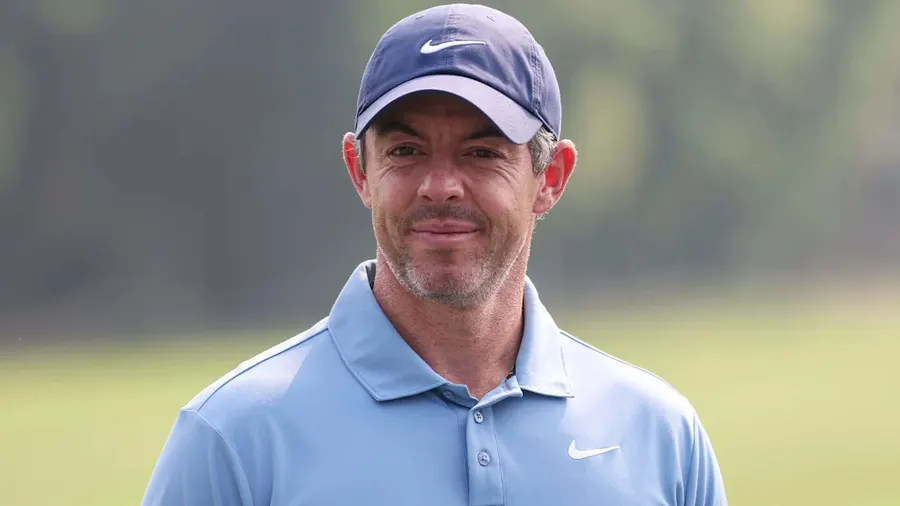 Rory McIlroy signs DP World sponsorship deal with personal fitness trailers