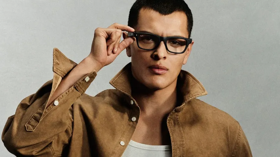 Australia seeks ban on pervert glasses
