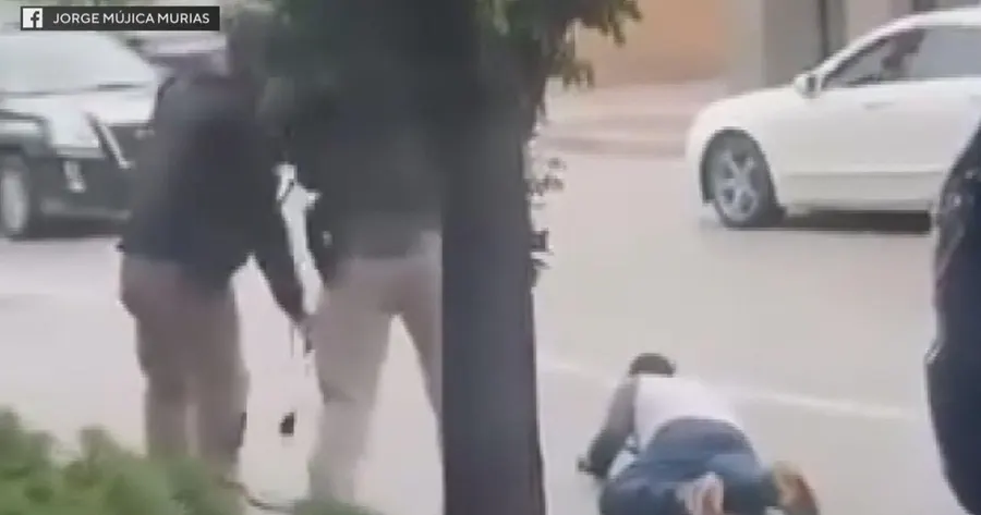 Evanston man hospitalized after ICE detention