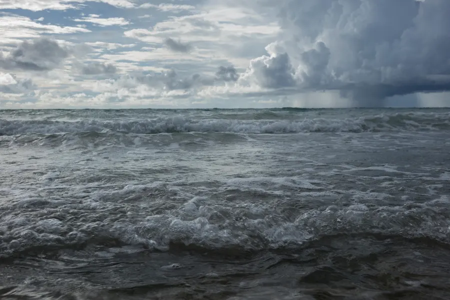 El Niño breaks temperature records early