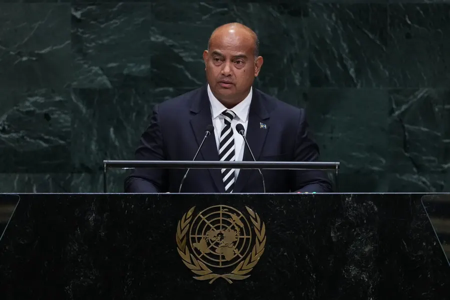 David Adeang在联合国提议更改瑙鲁国名