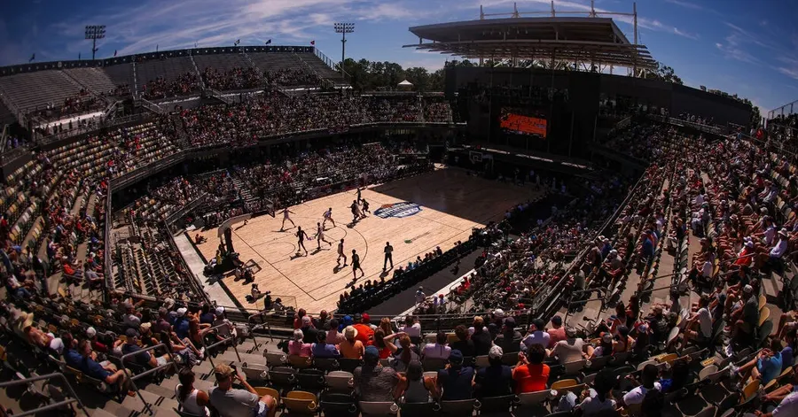Senate approves sweeping college sports measure