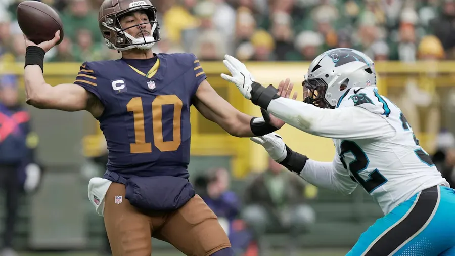 Panthers visit Packers at Lambeau for Week 8 Thursday Night Football