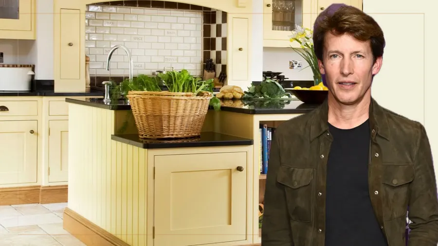 Singer James Blunt voted out of The Celebrity Traitors finale