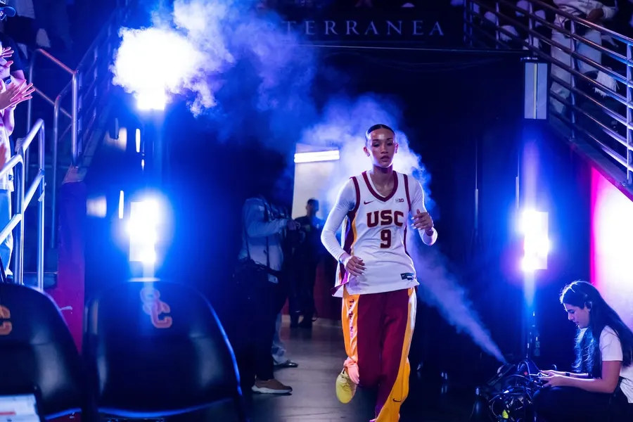 USC guard Jazzy Davidson lands SLAM cover with Watkins and Hall