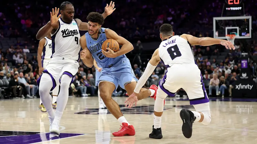 No. 3 pick Cameron Boozer helps Grizzlies start season 3-0
