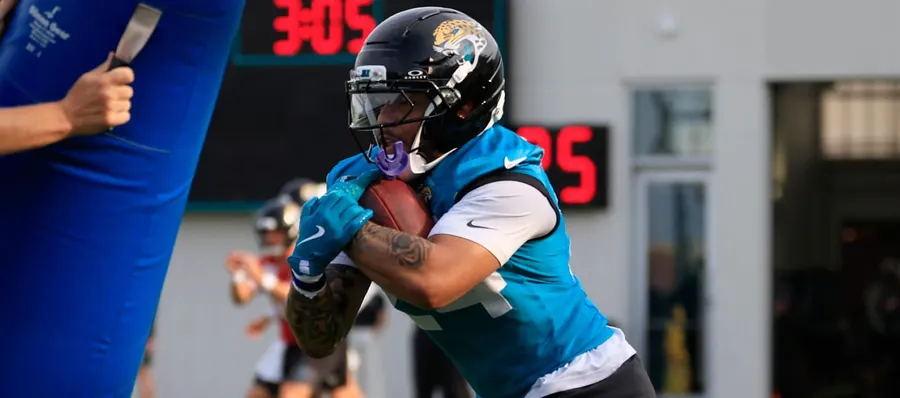 Jaguars running back Chris Rodriguez Jr. carves out short-yardage role behind Tuten