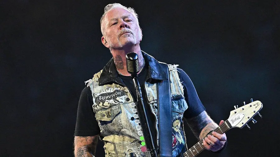James Hetfield criticizes political entertainers