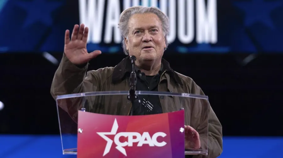 Bannon warns of prison after midterms