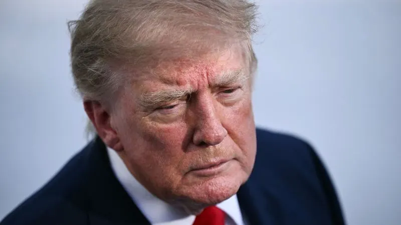 Trump debates calling off livestream of firing squad execution after learning Fort Hood shooter was paralyzed