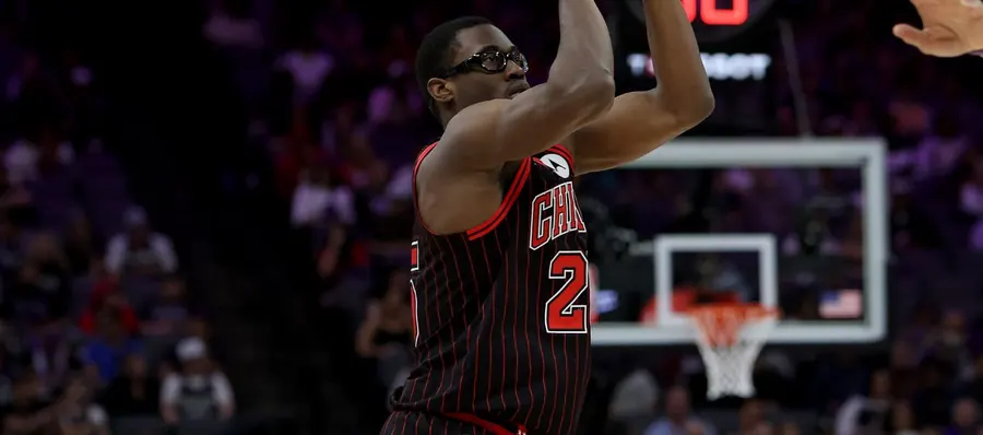 Bulls forward Jalen Smith starts at center with Nic Claxton injured