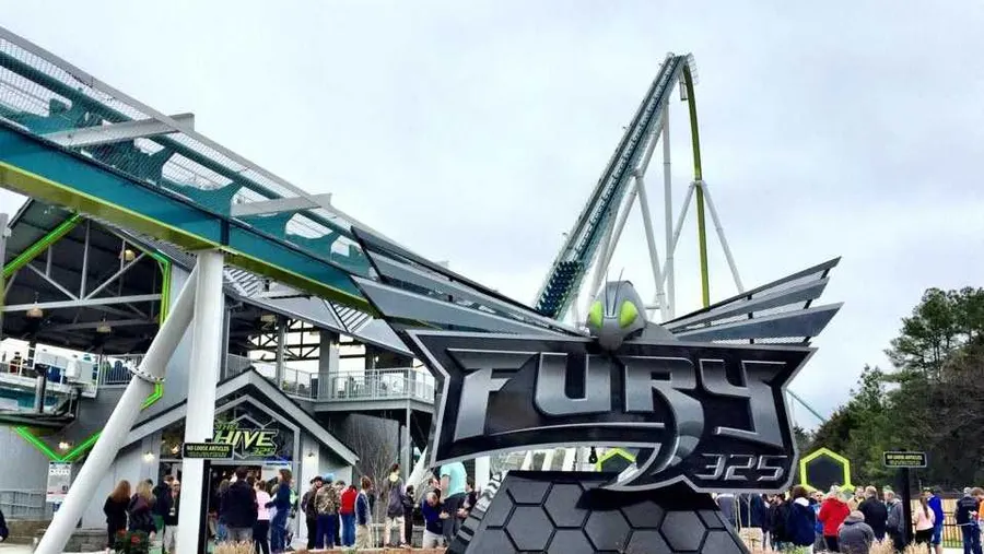 Carowinds news