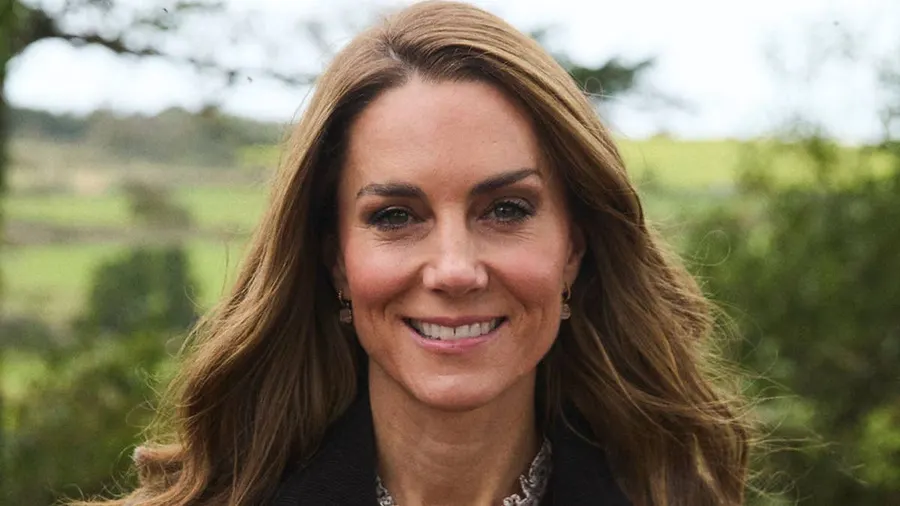 Kate Middleton portraits in Cornwall