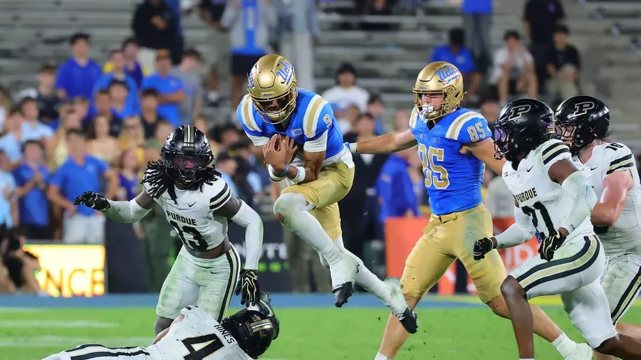 No. 12 UCLA hosts Wisconsin at Rose Bowl with backup QB