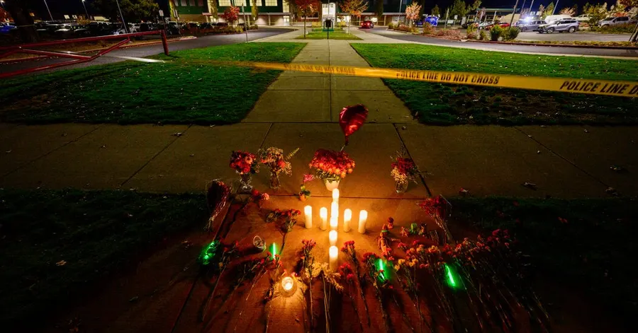 Gunman kills 3 children and a teacher at Bend, Oregon elementary school