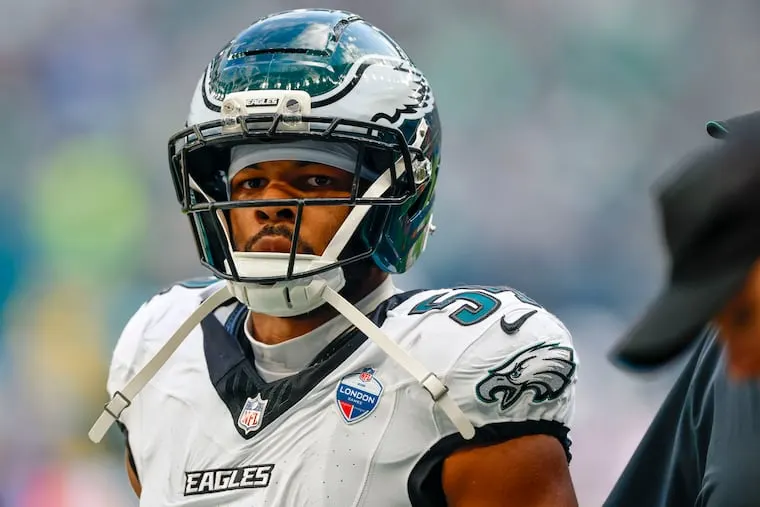 Eagles linebacker Jeremiah Trotter Jr. ejected 13 seconds into London game, then fined