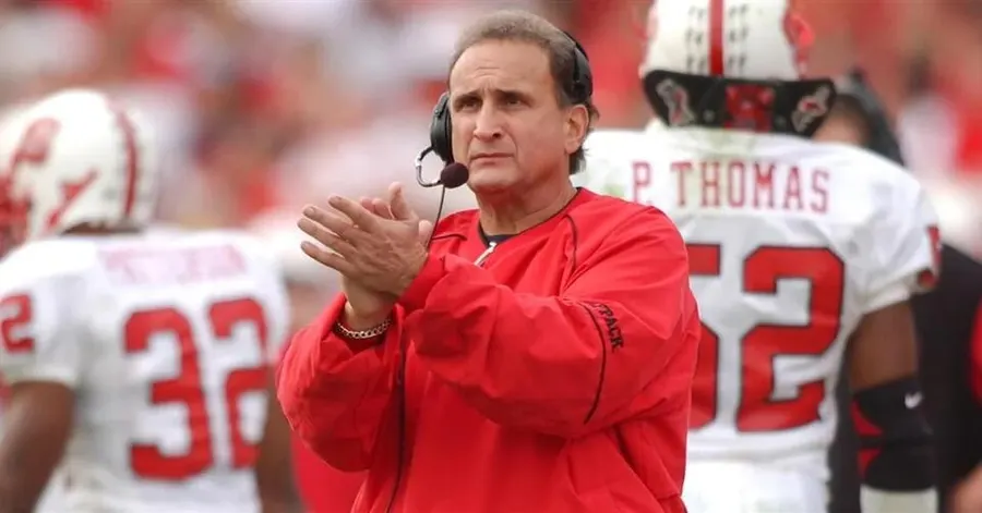 Former NC State football coach Chuck Amato dies at 80