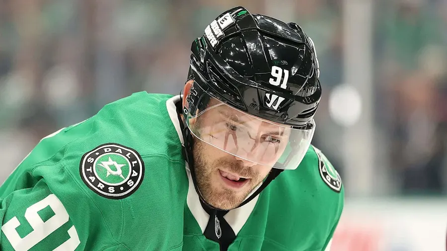 Stars forward Tyler Seguin returns from torn ACL in contract year