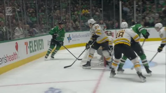 Stars winger Mikko Rantanen scores against Bruins goalie Jeremy Swayman
