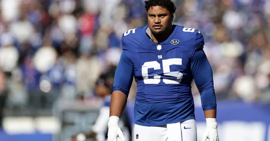 Giants rookie guard Francis Mauigoa grades 46.4 overall through six games