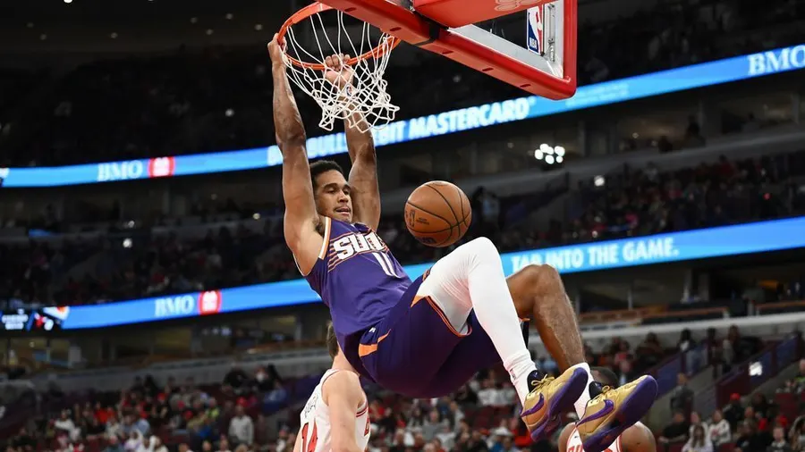 Suns center Oso Ighodaro agrees to three-year, $29 million extension