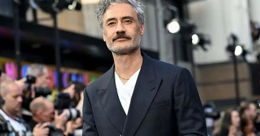New Zealand filmmaker Taika Waititi puts his Star Wars film on ice