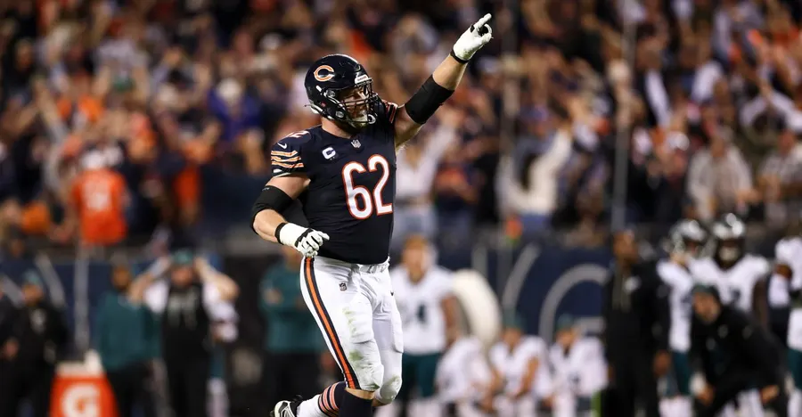 Bears guard Joe Thuney faces former Patriots team in Week 7
