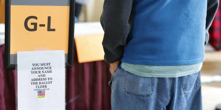 Supreme Court lets New Hampshire bar student IDs for voting