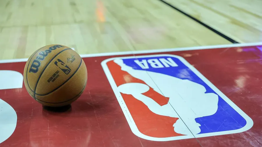 Bulls visit Bucks as both chase first win under new coaches