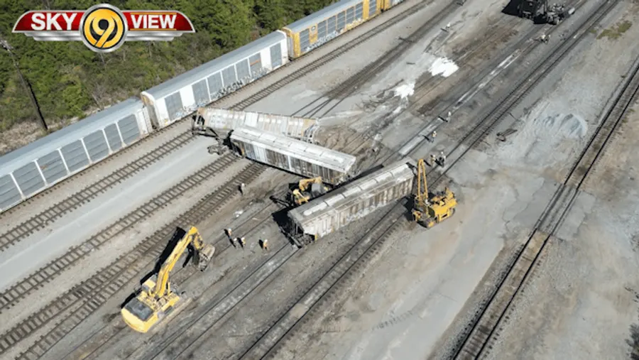 Norfolk Southern train derails in Altoona, Pennsylvania, at least 11 cars off track