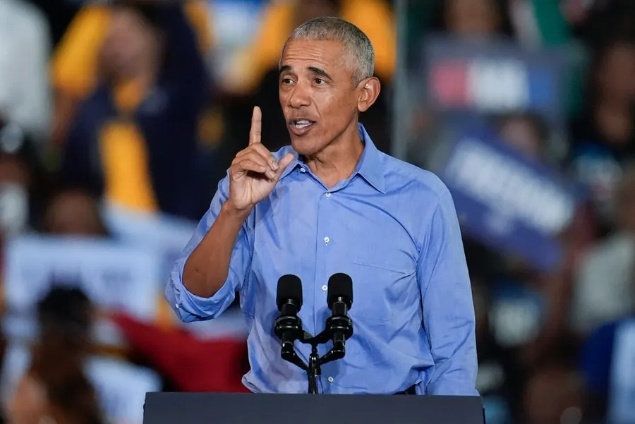 Obama headlines Cleveland rally for Ohio Democrats Brown and Acton