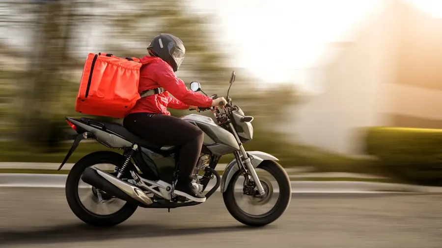 DoorDash agrees to buy Instacart for about $17 billion