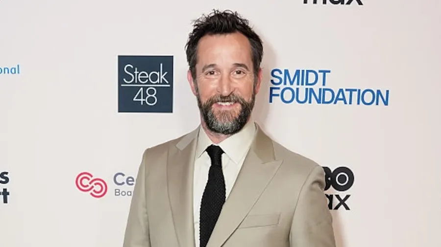 Noah Wyle named Sexiest Man Alive