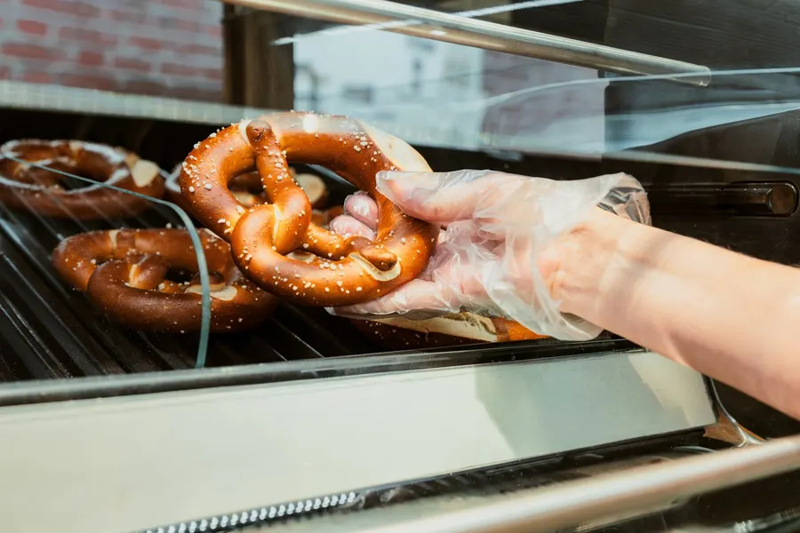 Lawsuit: students served pretzels with oven cleaner