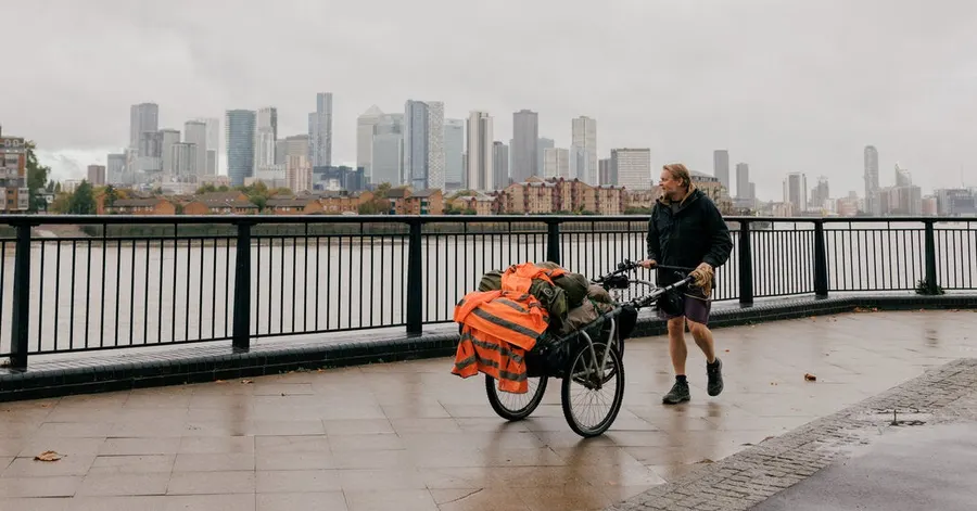 Man nears home after 28-year walk around globe