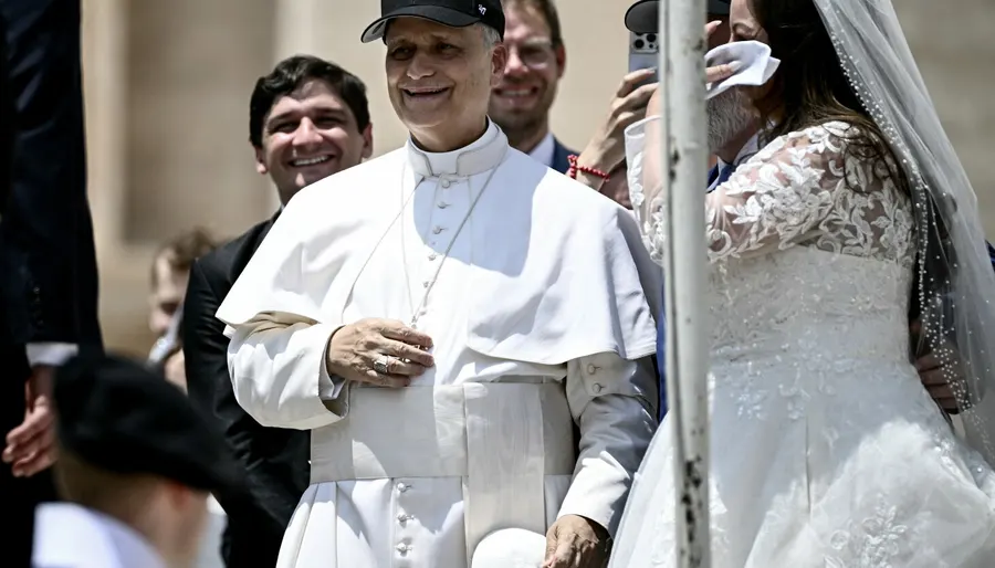 Pope Leo to vote by mail in Illinois midterms