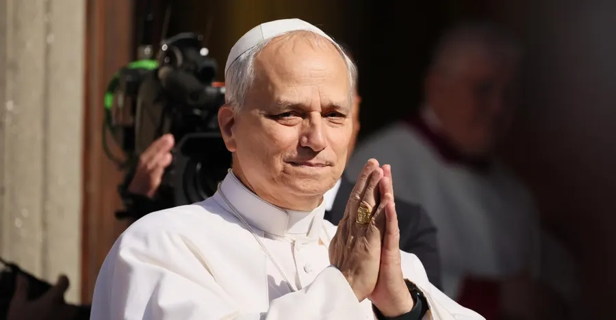 Pope Leo calls for AI disarmament
