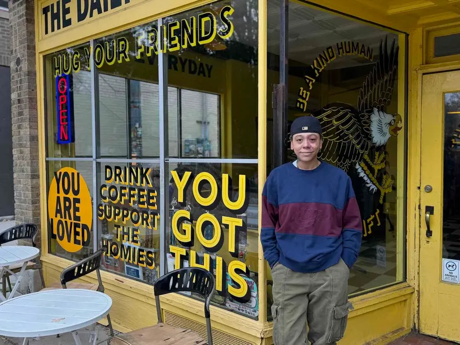 Illinois coffee shop owner charged with selling methamphetamine to undercover officer