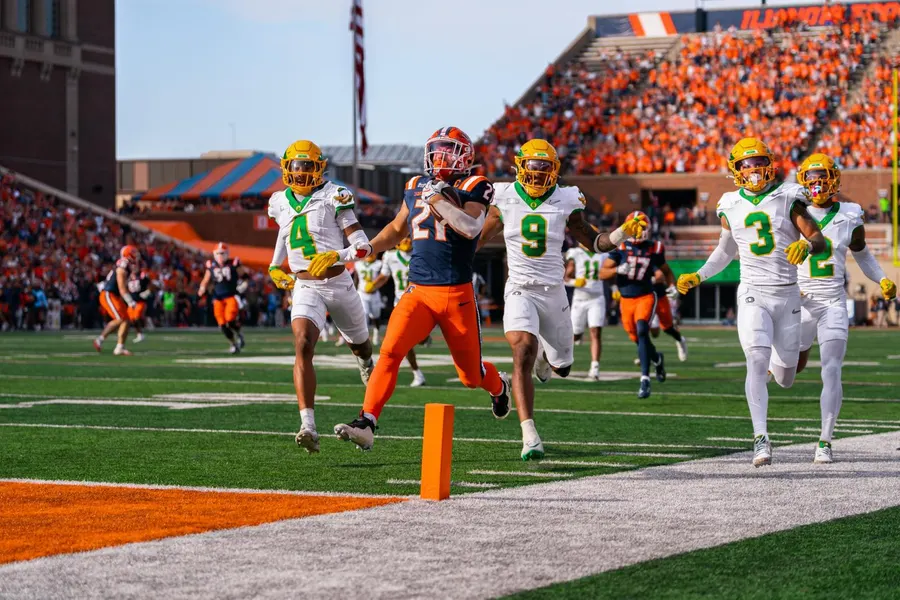 Illinois visits Maryland as Terrapins debut interim coach Abdul-Rahim