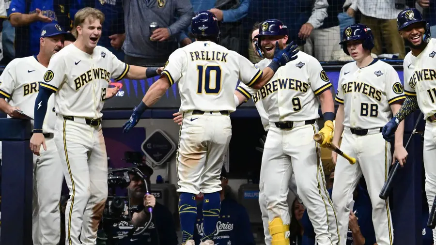 Brewers take 3-0 World Series lead over Rays after 10-1 rout